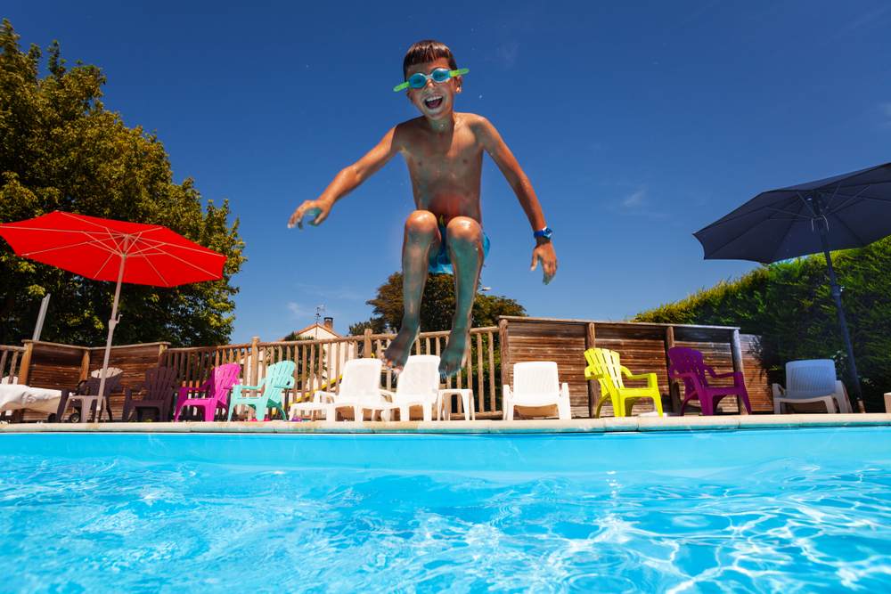 Choisir un camping avec une piscine couverte-1