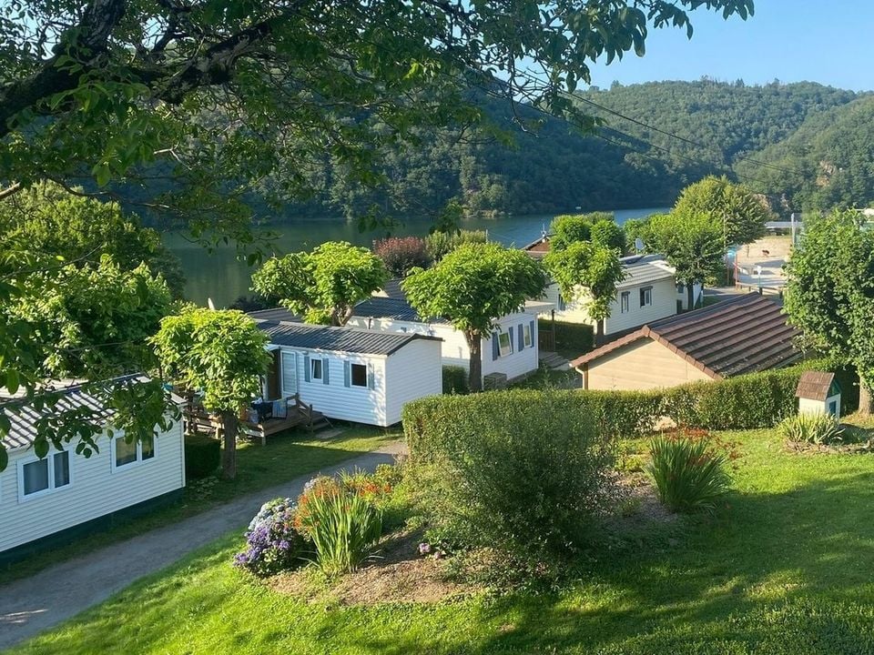 Comment anticiper la météo lors d’un séjour en camping en montagne ?