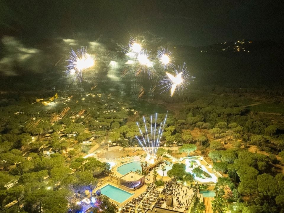 Quelles activités nocturnes peut-on apprécier dans un camping en Provence-Alpes-Côte d’Azur ?