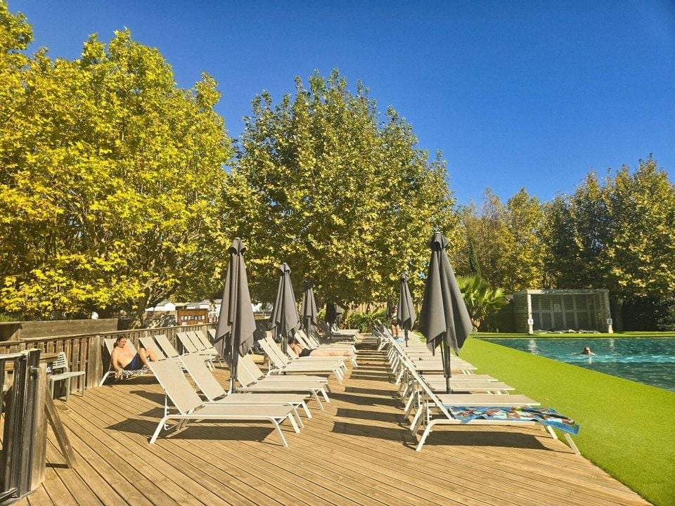 Peut-on faire de grandes économies en optant pour un camping en Provence-Alpes-Côte d’Azur hors saison ?