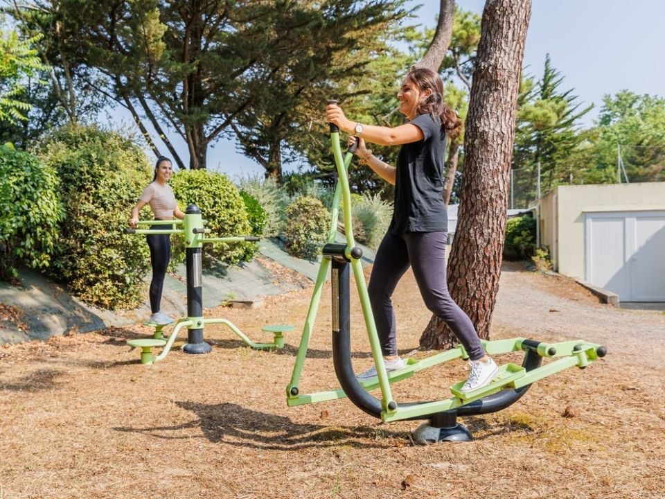 Peut-on pratiquer des sports de plein air durant un camping aux Sables-d'Olonne ?