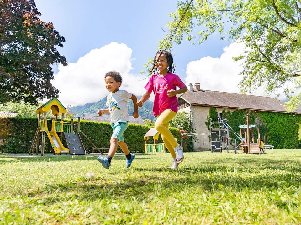 Comment occuper les enfants lors d’un week-end de camping sans écrans ?