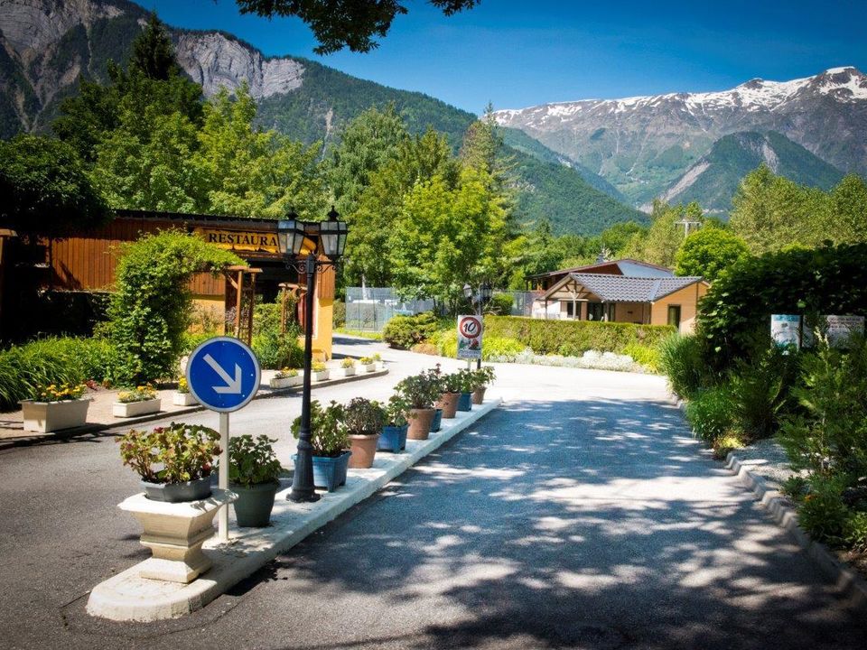 France - Rhône - Le Bourg d'Oisans - Camping Sites et Paysages - A La Rencontre du Soleil, 5*