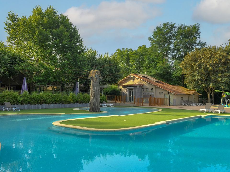 Camping maeva Escapades Millau Plage, 4* - 2