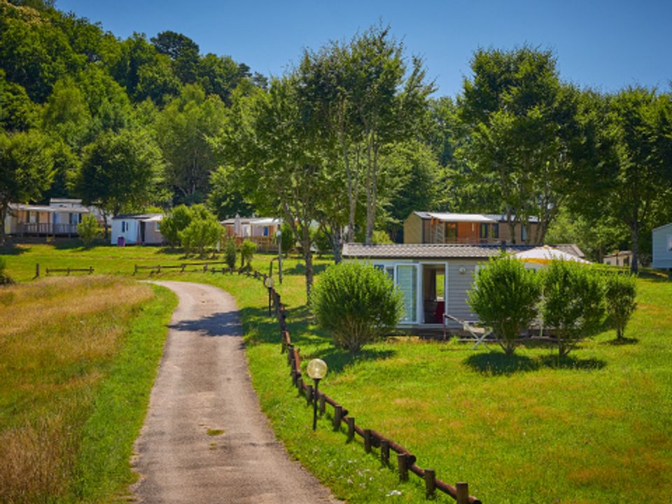 France - Sud Ouest - Saint Amans des Cots - Camping Domaine des Tours, 4*