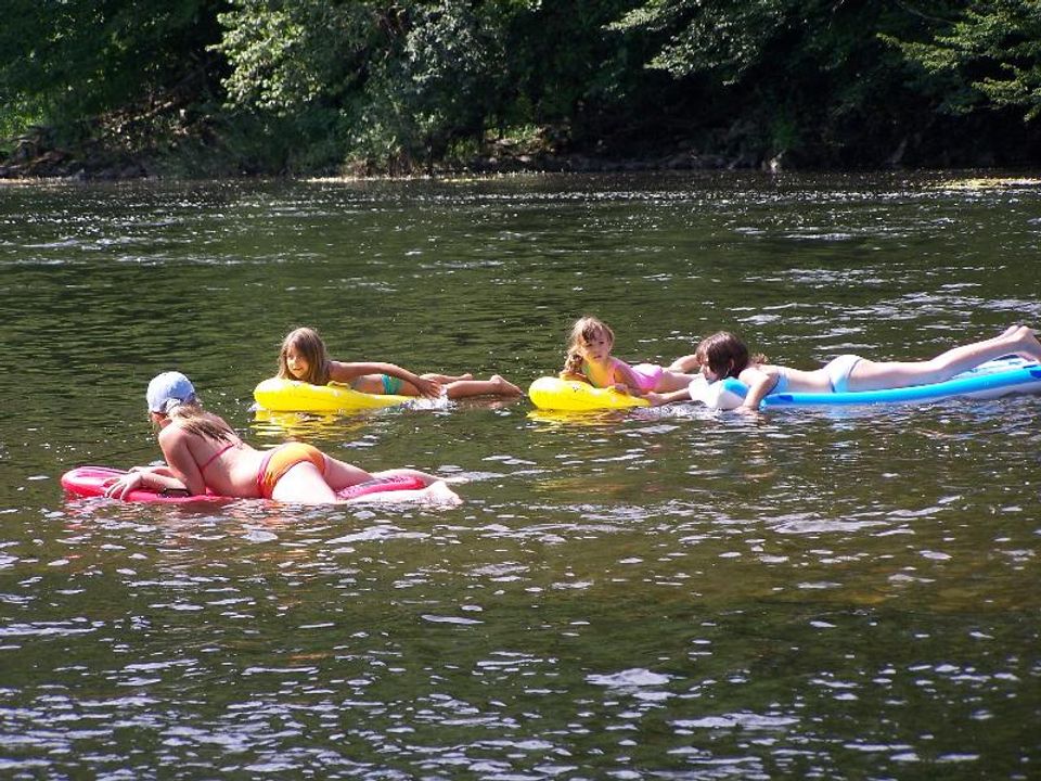 France - Limousin - Monceaux sur Dordogne - Camping Au Soleil d'Oc 4*