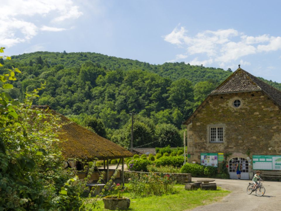 France - Limousin - Argentat sur Dordogne - Camping Sea Green Château du Gibanel, 4*