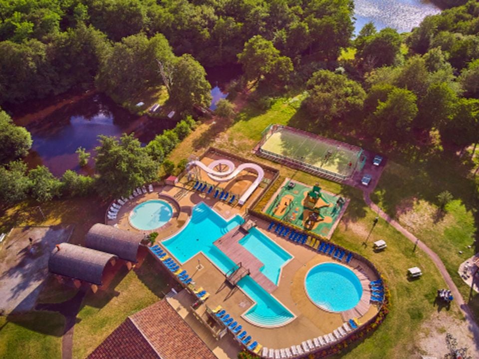 Camping Azu&apos;Rivage