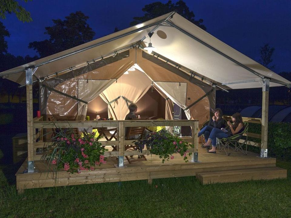 France - Languedoc - Barjac - Camping La Buissiere, 3*