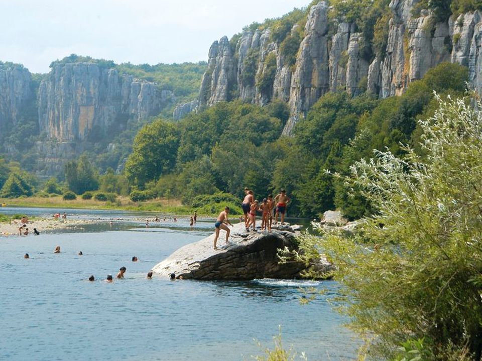 France - Rhône - Berrias et Casteljau - Camping La Rouveyrolle, 4*