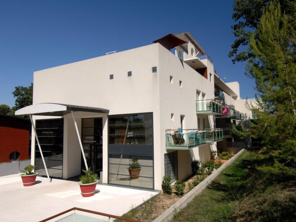 nemea-appartaposhotel-biarritz-les-hauts-de-milady