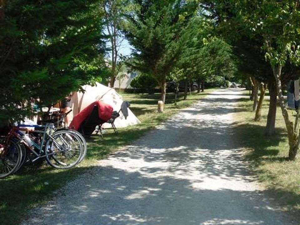 Flower Camping La Pibola, 3* Midi-Pyrénées - Camon visuel 7/10
