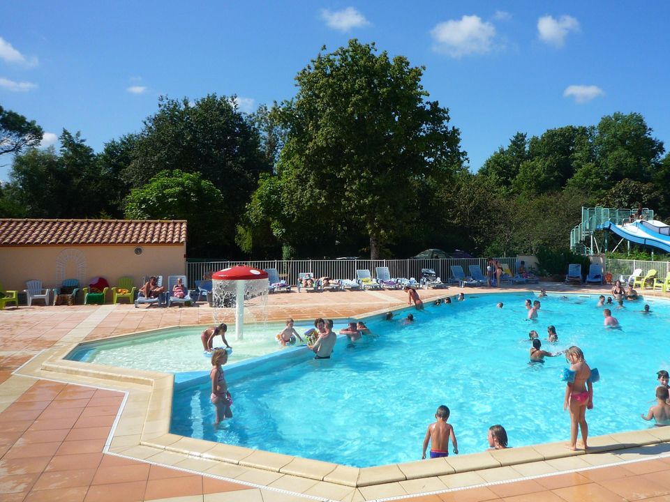 France - Atlantique Nord - Challans - Camping Le Ragis, 3*