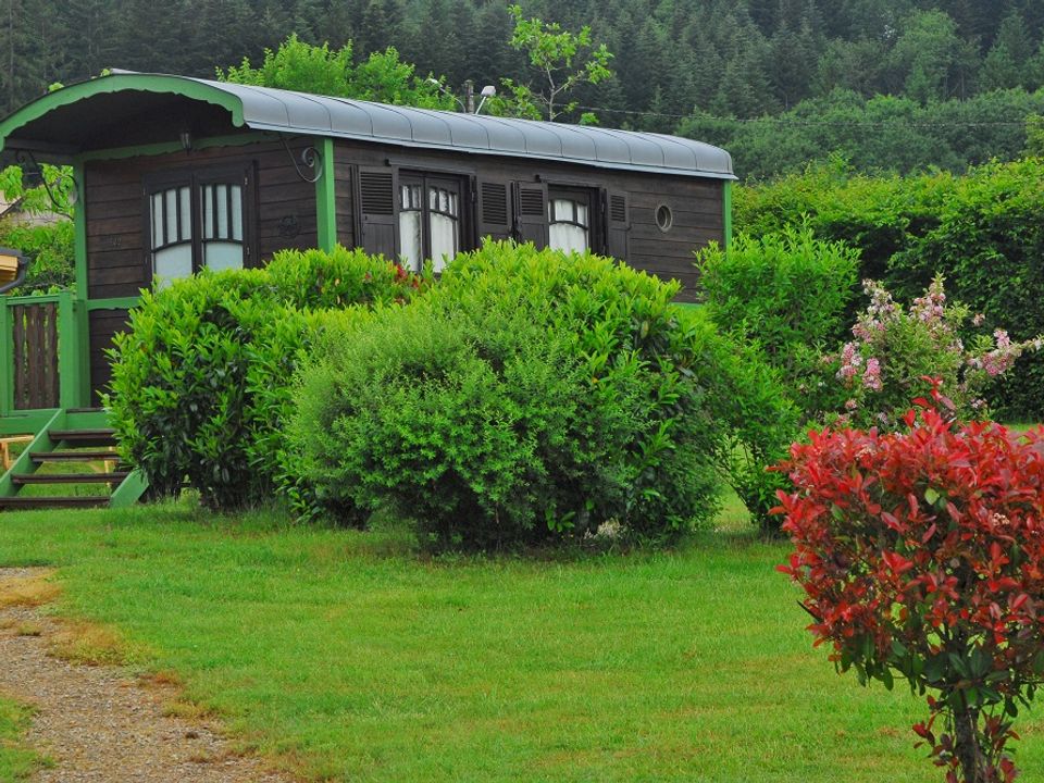 France - Limousin - Chamberet - Camping Les Roulottes de Monedières 3*