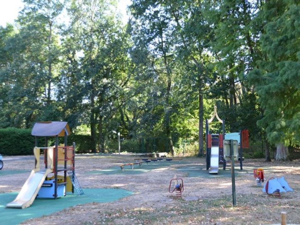 France - Centre - Châteauroux - Camping Le Rochat 3*