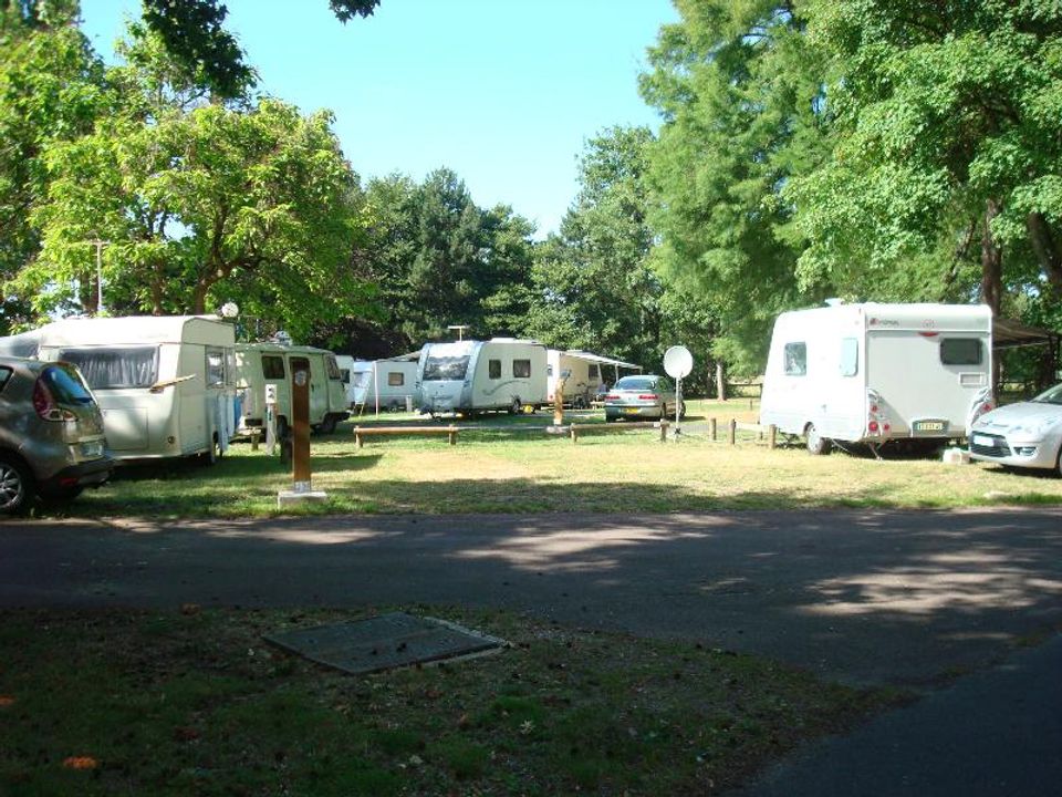 France - Centre - Châteauroux - Camping Le Rochat 3*