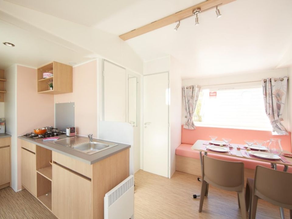 Camping Le Moulin Brûlé à CHAZELLES SUR LYON, tarifs et réservations