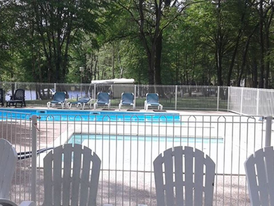 Camping de l'Etang du Merle