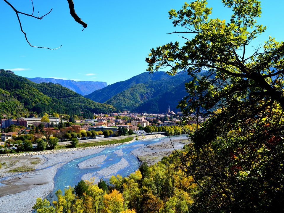 France - Sud Est et Provence - Digne les Bains - Camping Du Bourg 2*