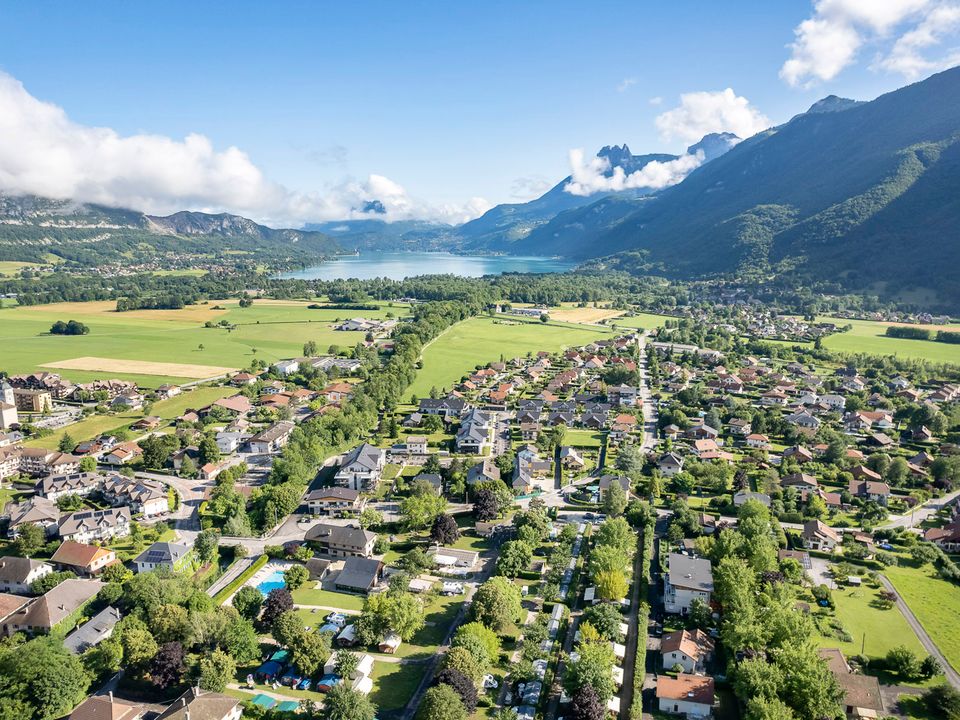 France - Alpes et Savoie - Doussard - Camping Romanée - la Ferme de Serraz, 5*