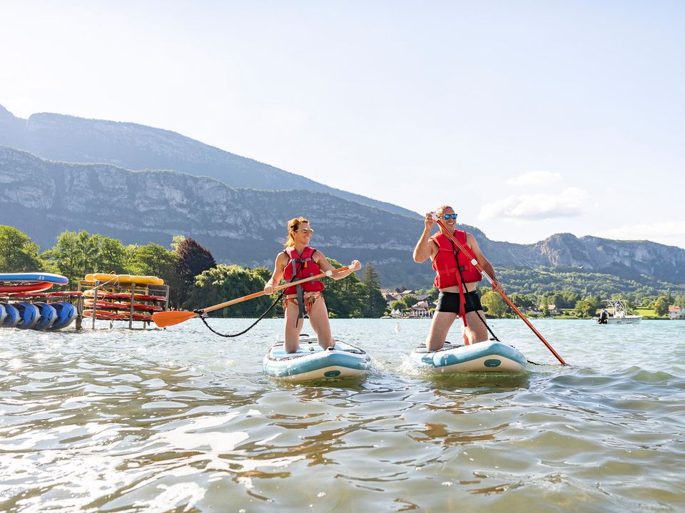 France - Alpes et Savoie - Doussard - Camping Romanée - la Ferme de Serraz, 5*