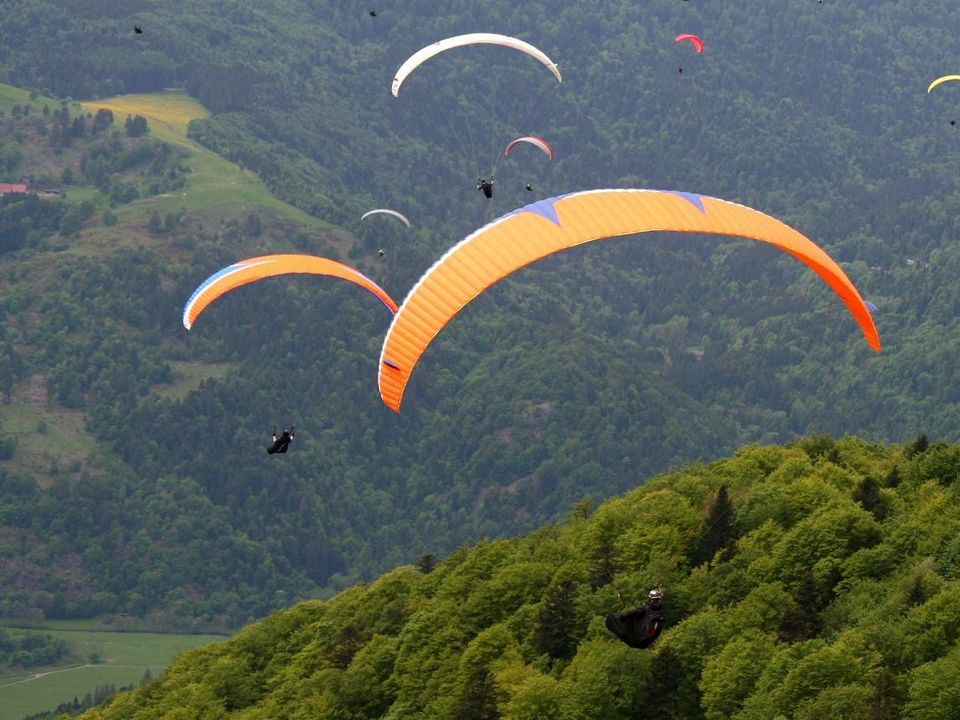 France - Pyrénées - Foix - Camping du Lac, 4*