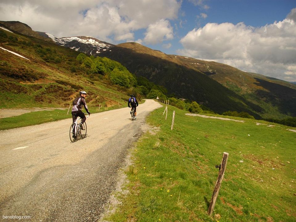 France - Pyrénées - Foix - Camping du Lac, 3*