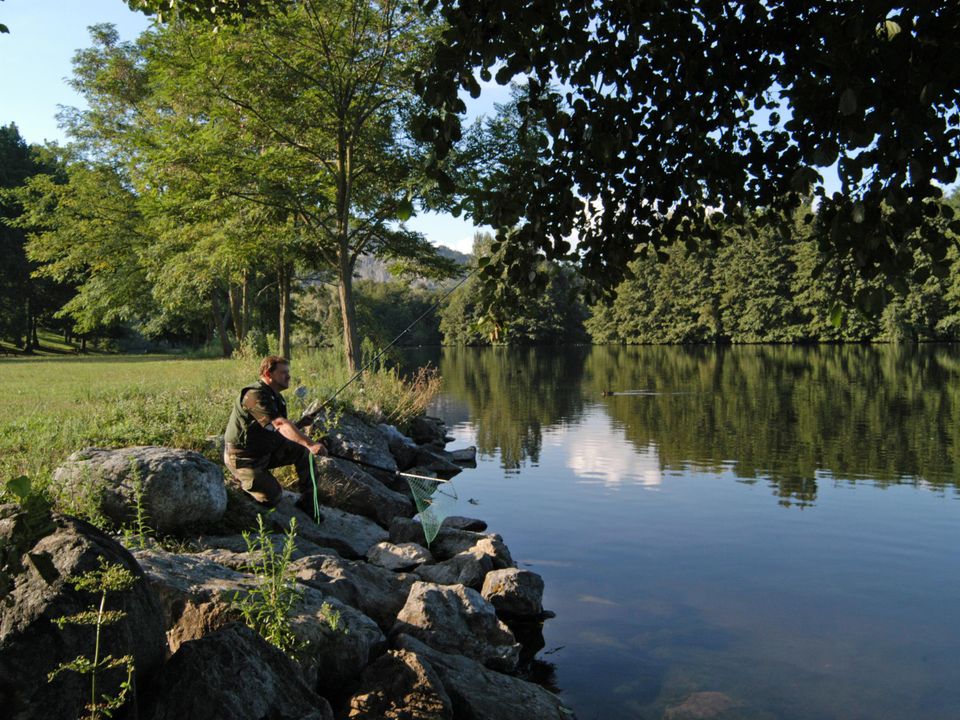 France - Pyrénées - Foix - Camping du Lac, 3*