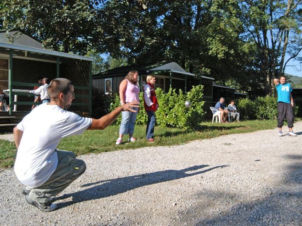 France - Pyrénées - Foix - Camping du Lac, 3*