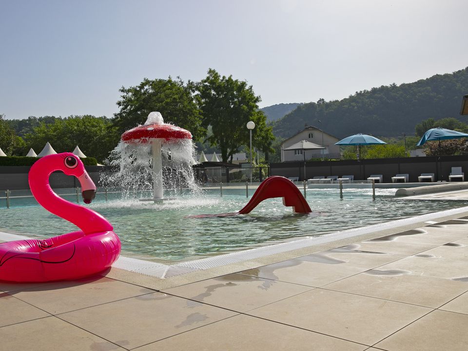 France - Pyrénées - Foix - Camping du Lac, 3*