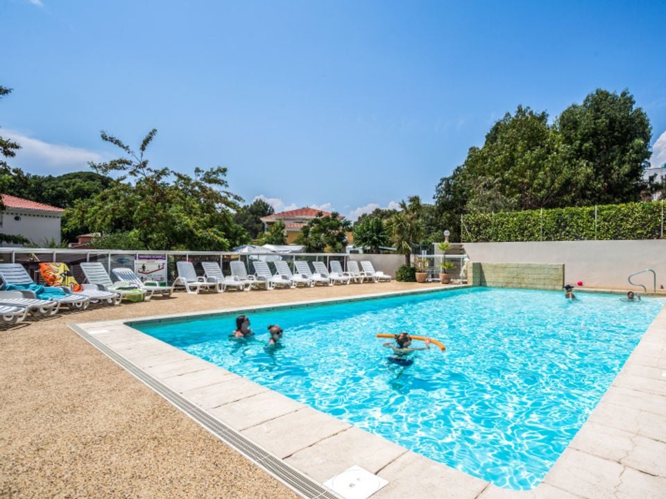 Where is Camping Les Acacias located? - Photo 3