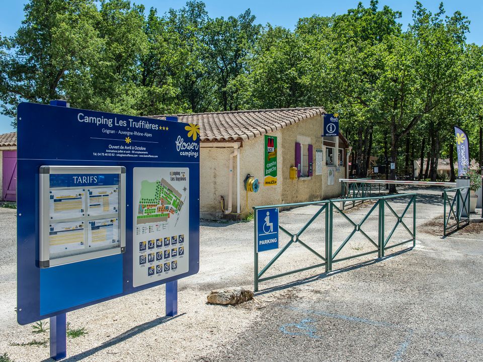 France - Rhône - Grignan - Flower Camping Les Truffières, 3*