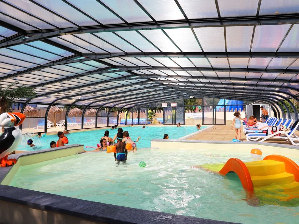 Camping L&apos;Etang du Pays Blanc