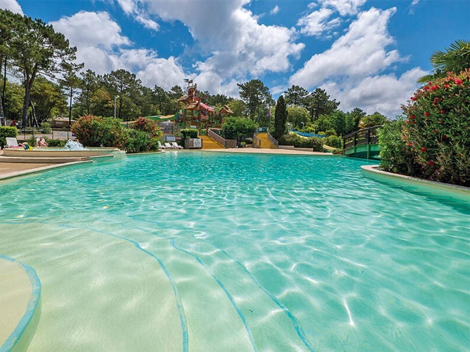 Camping Cote d'Argent, 5*, Hourtin, Atlantique Sud, France avec Voyages