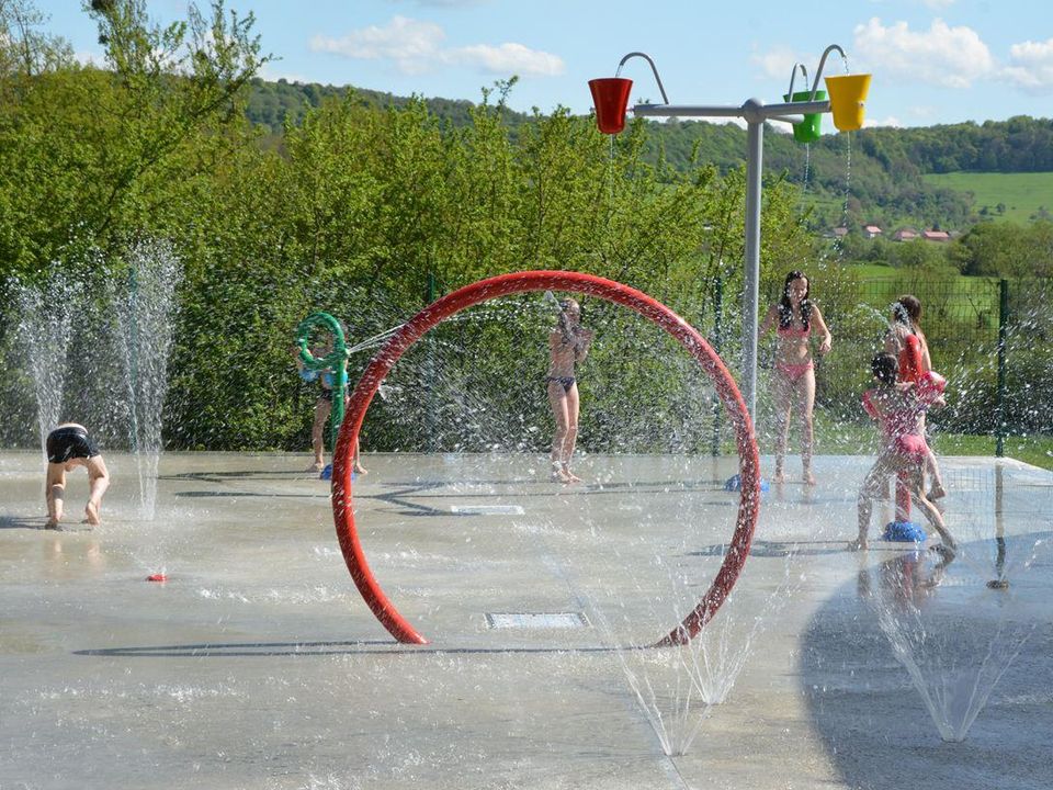 France - Bourgogne Franche Comté - Huanne Montmartin - Camping Du Bois De Reveuge, 4*