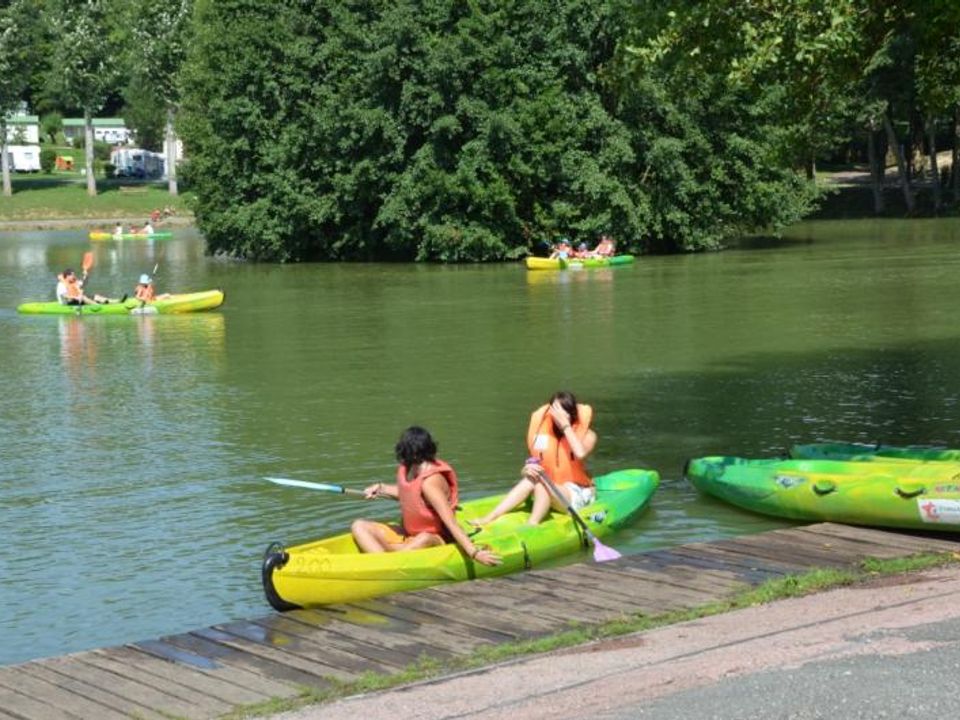 France - Bourgogne Franche Comté - Huanne Montmartin - Camping Du Bois De Reveuge, 4*