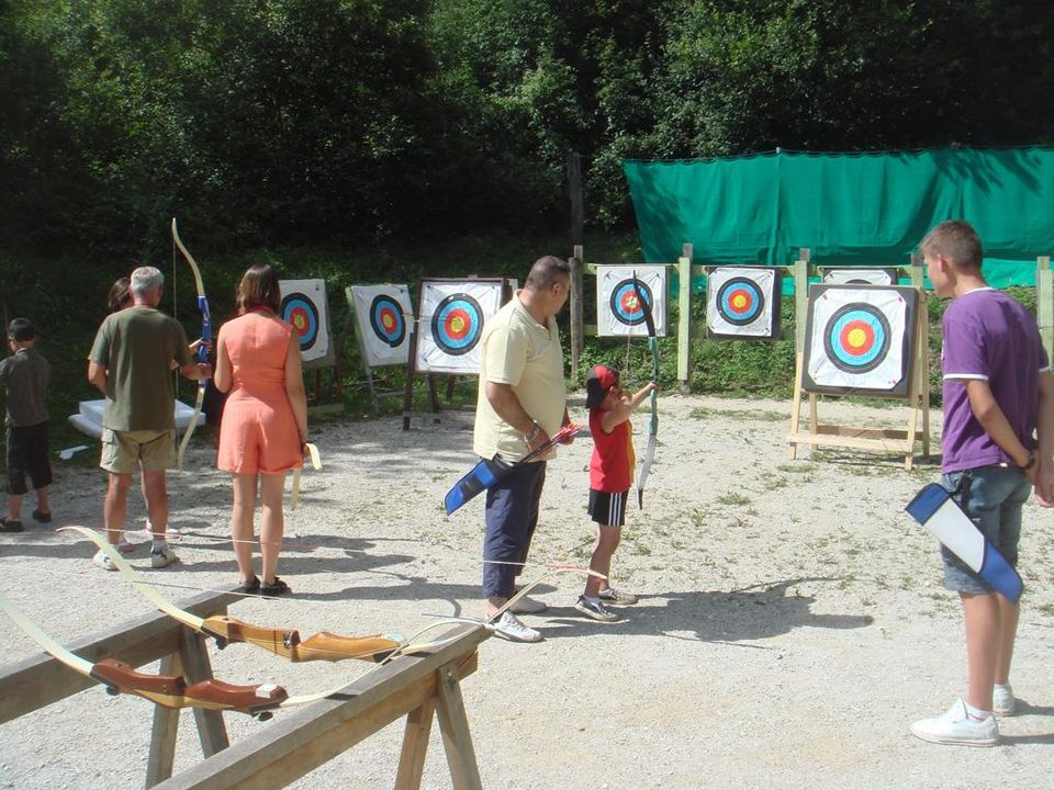 France - Bourgogne Franche Comté - Huanne Montmartin - Camping Du Bois De Reveuge, 4*