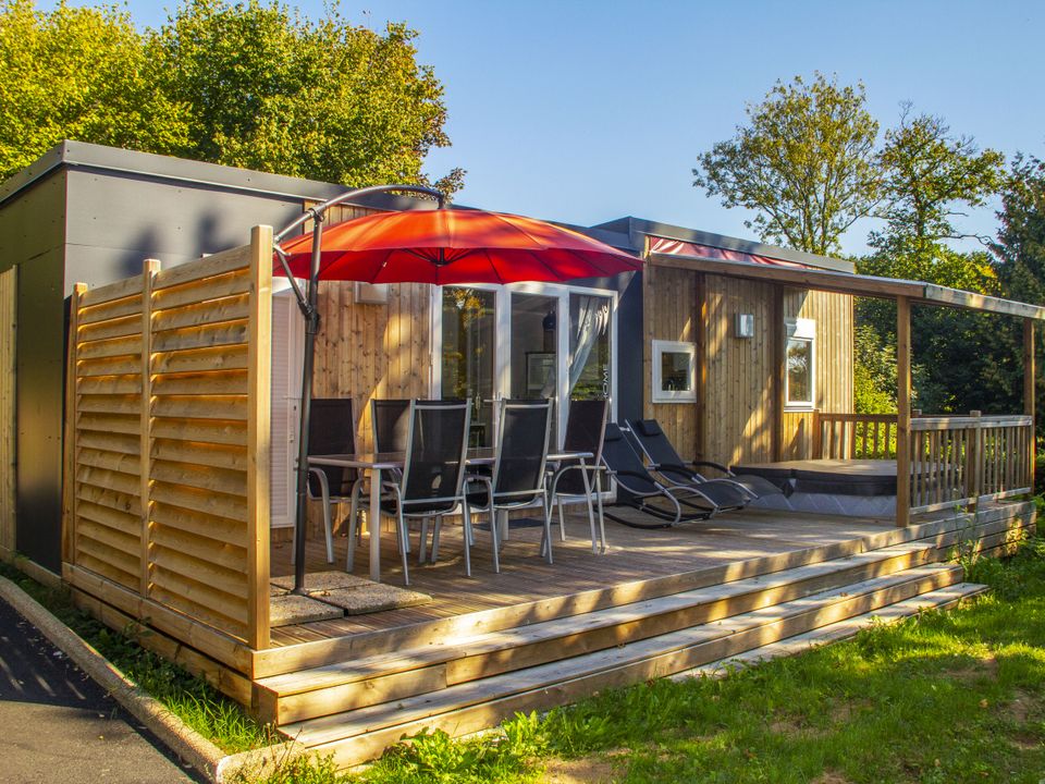 Camping du Manoir de Penn Ar Ster à LA FORET FOUESNANT, tarifs et