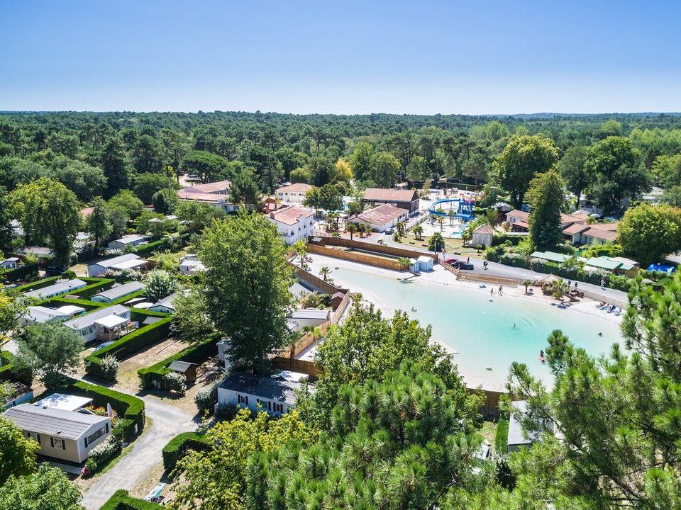 Camping La Clairière, 4*