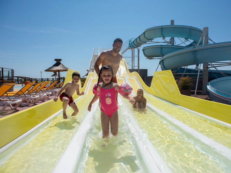 Camping Siblu Le Lac des Rêves - Funpass inclus, 4* - 5
