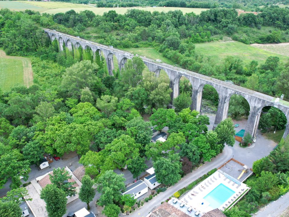 France - Rhône - Lavilledieu - Camping les Rives d'Auzon 3*