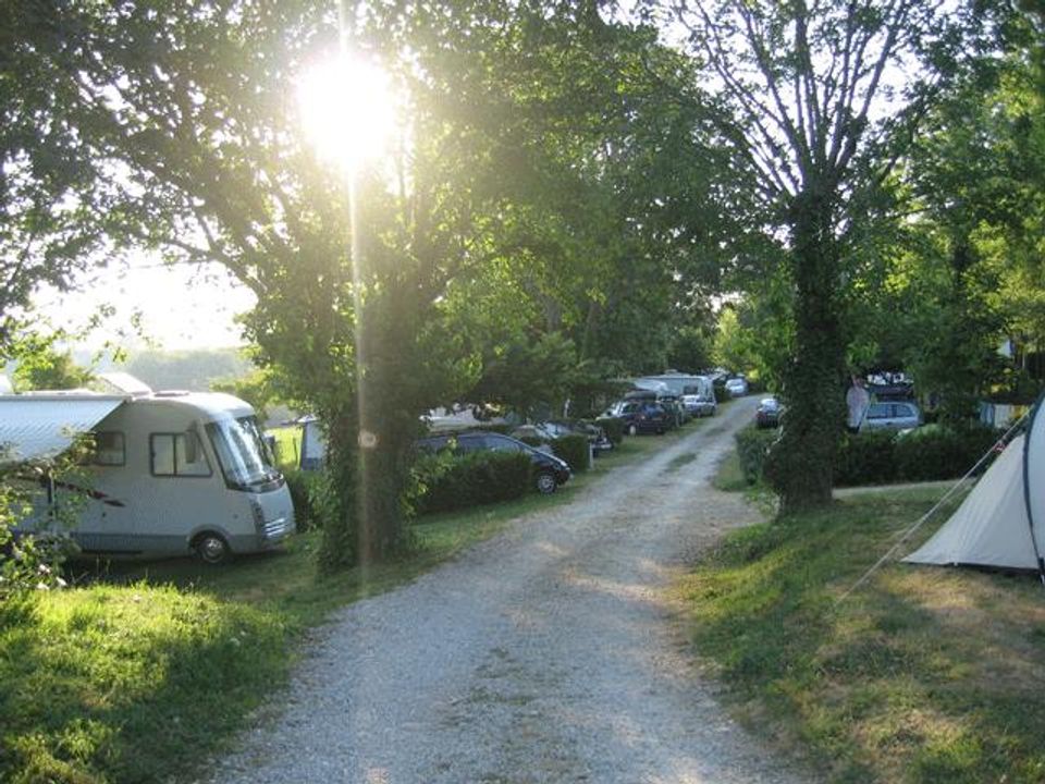 France - Rhône - Le Grand Serre - Camping Le Grand Cerf, 4*