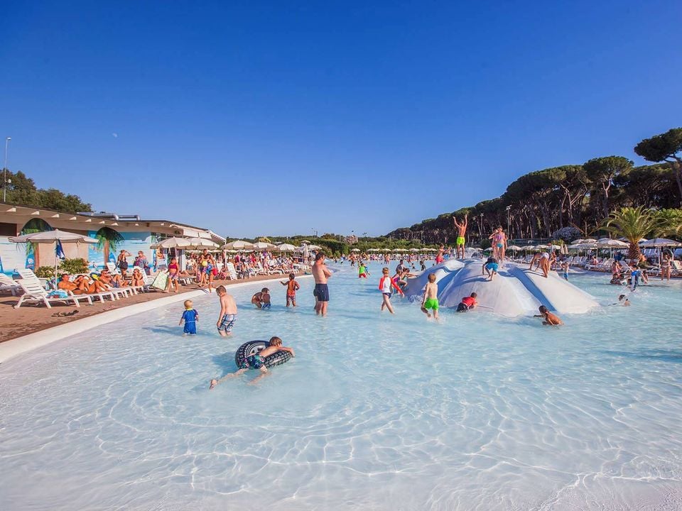 Camping hu Fabulous Village