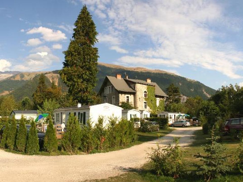 France - Rhône - Le Bourg d'Oisans - Camping Le Château de Rochetaillée 4*