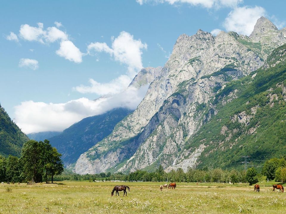 France - Rhône - Le Bourg d'Oisans - Camping Le Château de Rochetaillée 4*