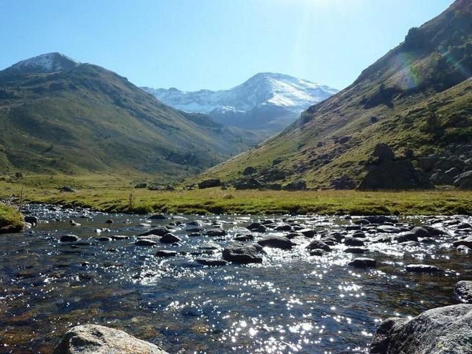 France - Pyrénées - Les Cabannes - Complexe des Oustalous, 2*