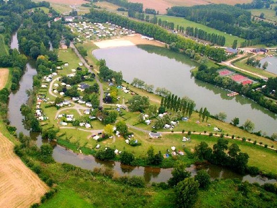 France - Poitou Loire - Marçon - Camping Lac des Varennes 3*