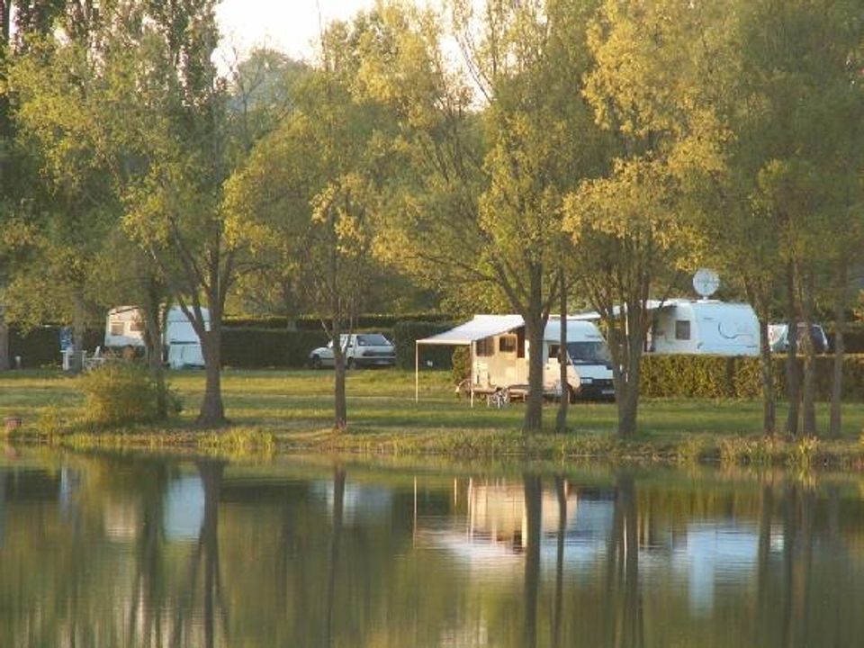 France - Poitou Loire - Marçon - Camping Lac des Varennes 3*