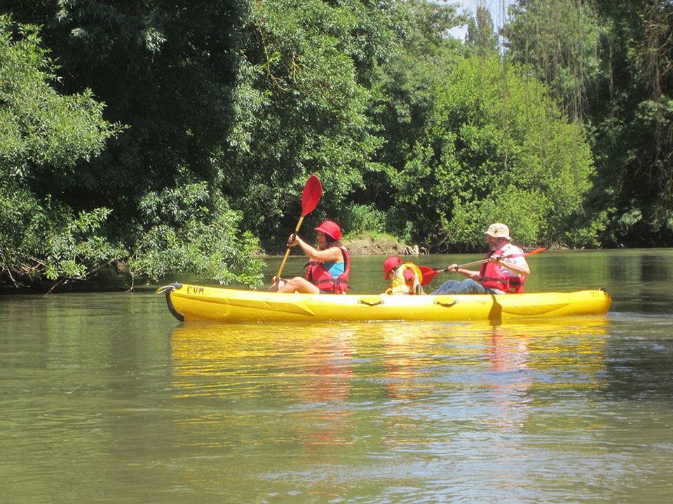 France - Poitou Loire - Marçon - Camping Lac des Varennes 3*