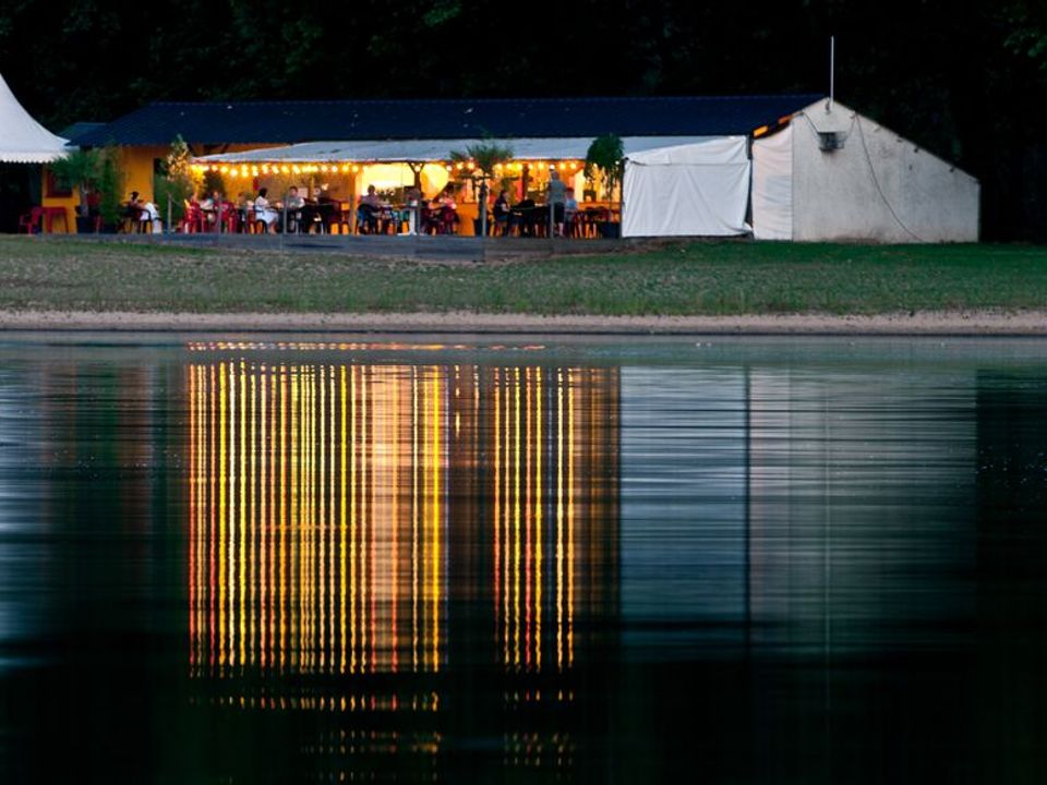 France - Poitou Loire - Marçon - Camping Lac des Varennes 3*